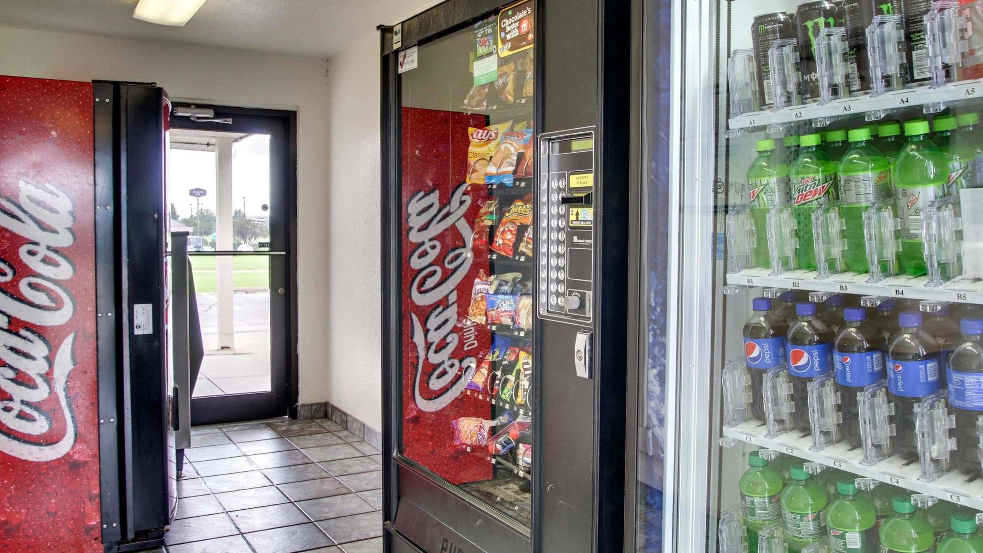得梅因机场品质套房酒店 外观 照片